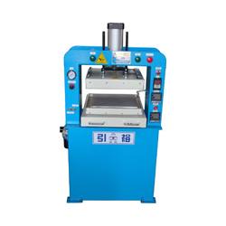 Heat press machine - Heat platen of aluminum quick heating and have equilibrium temperature.